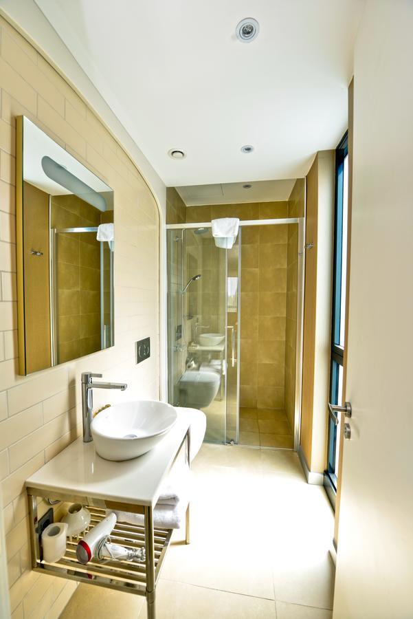 Upsuites Hotel Istambul Exterior foto